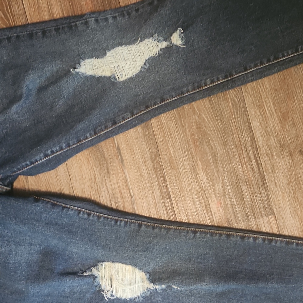 Universal Thread High Rise Slim Straight Jeans - Size 10/30R - Picture 7 of 12